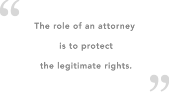 고객의 정당한 권리와 이익을 보호하고, 
고객이 직면한 다양한 법률문제에 대한 최적의 해결책을
도출하는 것이라고 생각합니다.